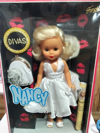 Nancy Divas con certificado