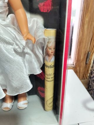 Nancy Divas con certificado