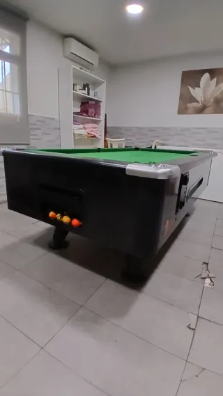 Mesa de billar verde