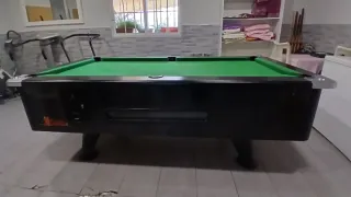 Mesa de billar verde