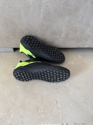Botas de fútbol para niño