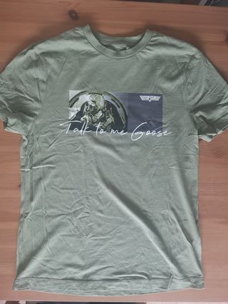 Camiseta Top Gun Talk to me Goose