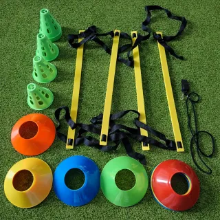 Kit entrenamiento fútbol: conos, vallas, silbato