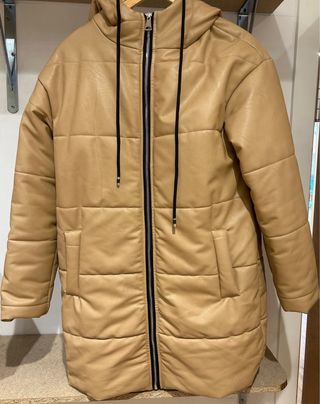 Abrigo largo acolchado