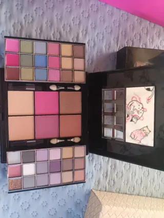 Kit Maquillaje MELV Paleta Sombras y Coloretes