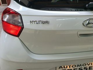 Hyundai i10 1.0 AÑO 2021