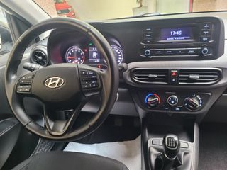 Hyundai i10 1.0 AÑO 2021