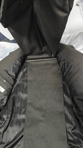 Traje de hombre negro