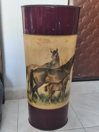 Paragüero vintage caballos metal