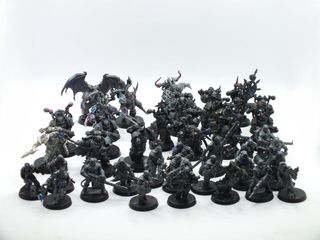 Oscura vendetta Warhammer 40000 box esercito Caos