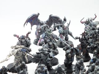 Oscura vendetta Warhammer 40000 box esercito Caos