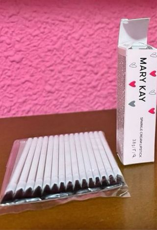 Labial Mary Kay Empower Cream Edición Limitada