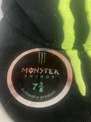 Gorra Monster Energy Negra y Verde