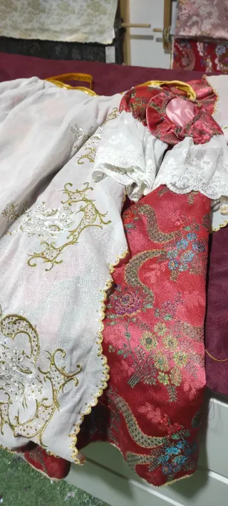 Traje Fallera Antiga y manga farol