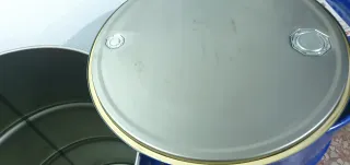 Bidón metálico 200L con sello y 2 bocas