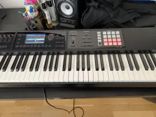 Roland FA08 Teclado Sintetizador. REBAJA