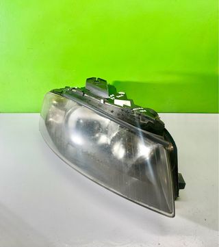 8P0941030M Faro Derecho Xenon Audi A3 8P 2007