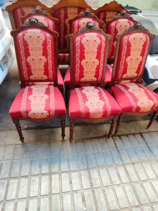 Conjunto Sofá 6 Sillas y 2 Sillones Antiguos
