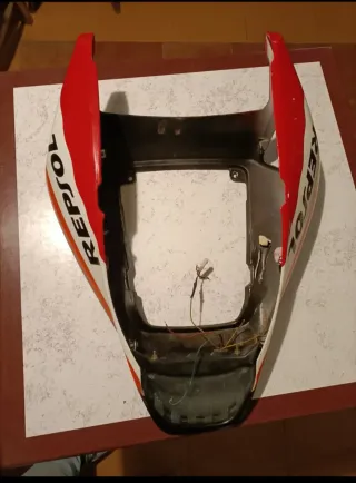 Colín + Faro Trasero Honda CBR1000