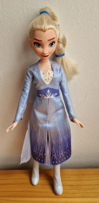 Lote 3 Muñecas: Elsa, Moxie, Bratz