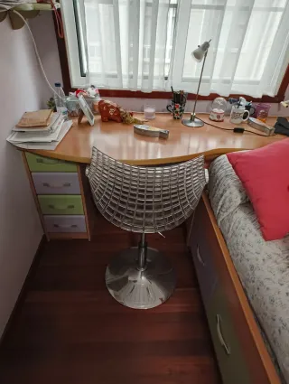 Dormitorio infantil tren literas