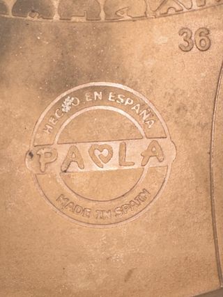 Sandalias de piel blancas y doradas T36