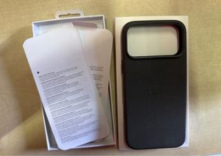 Cover iPhone 17 Pro TechWoven Nero