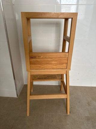 Taburete infantil para cocina