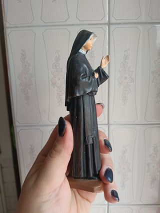 Statua Santa Faustina