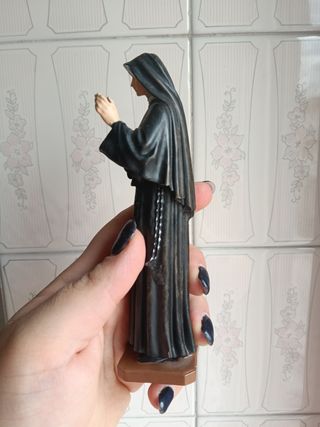 Statua Santa Faustina