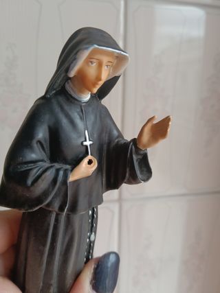 Statua Santa Faustina