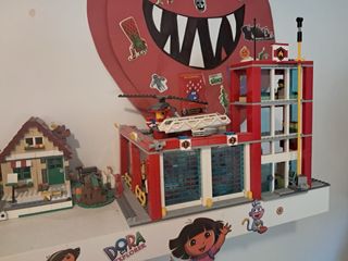 Lego City Estación de Policía y Vehículos, avión,