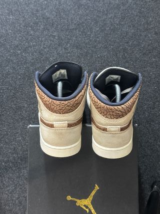 Nike Jordan 1 Mid Elephant 45