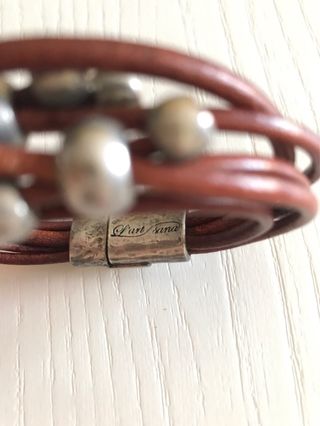 Conjunto de collar y pulsera