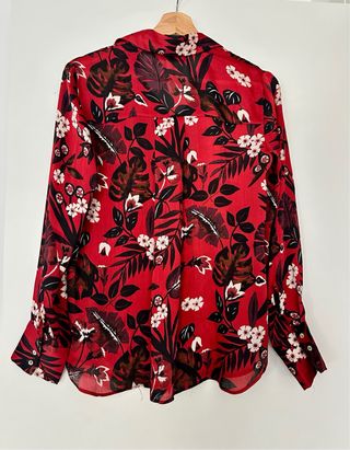 Lote 3 blusas estampadas  y beige bordada de Zara