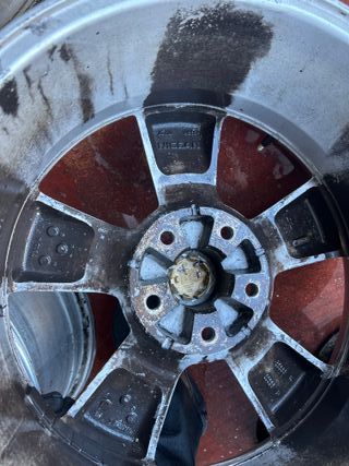 Llantas Nissan 17 Pulgadas (4 Unidades)