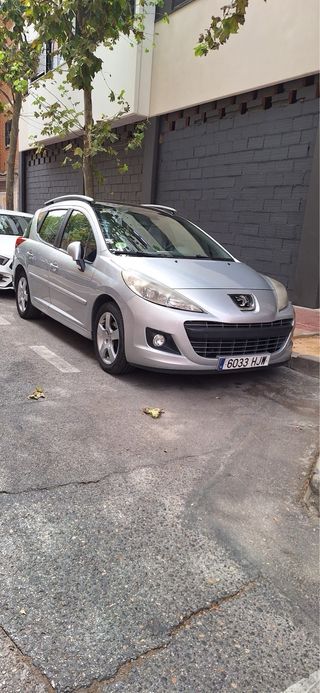 Peugeot 207 2012
