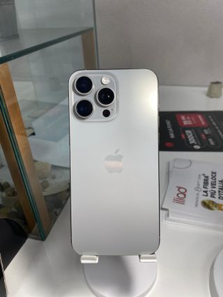 iPhone 15, 15 Pro & Pro Max | Garantiti