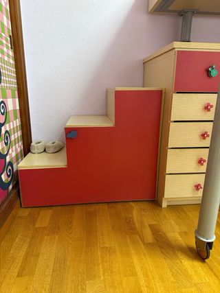 Habitación juvenil modular en altura comoda