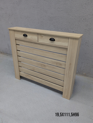 Mueble radiador de madera con cajones