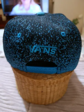 Gorra Vans Off The Wall Negra y Azul