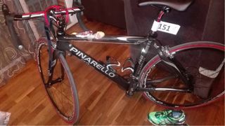 Bici da strada in carbonio Pinarello