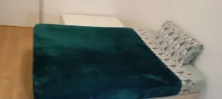 Alquilo Habitación para hombre.