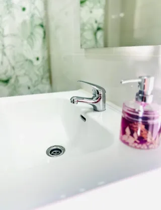 Alquilo Habitación para hombre.