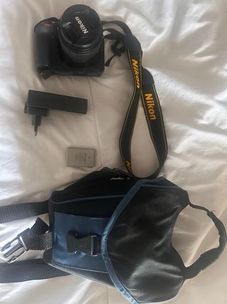 Cámara Nikon D3400 con objetivo 18-55mm