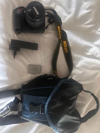 Cámara Nikon D3400 con objetivo 18-55mm