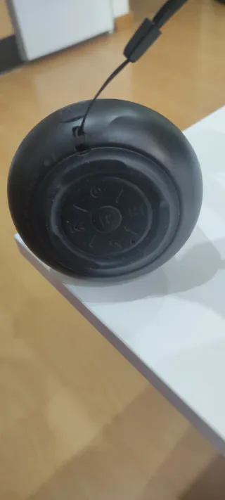 Altavoz Portátil Lenovo Gris Conexión micro USB