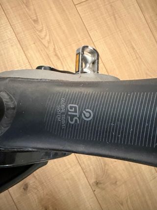 Bicicleta Eléctrica Cube Travel Hybrid