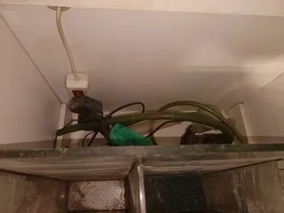 Mueble blanco con pecera 250L  se usaba para peces