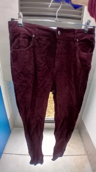 Pantalón de pana Tintoretto,  rojo oscuro.